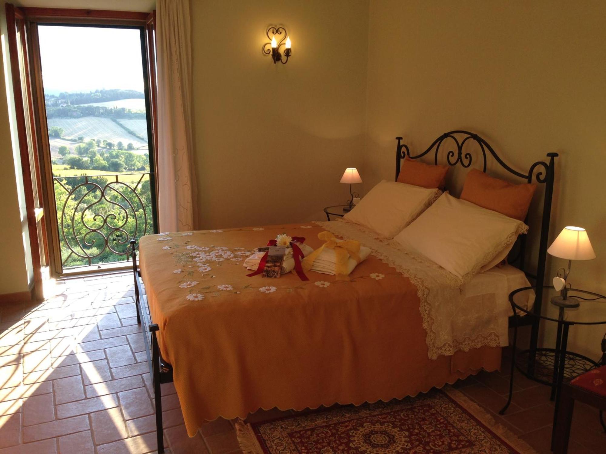 La Terrazza Fio...Rita Bed & Breakfast Ripa Exterior photo